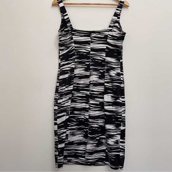 Calvin Klein black white dress bodycon sleeveless stretch flattering pencil 10 - Picture 4 of 15